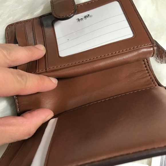 🌷CamiClassy Bags🌷 Coach Medium Signature Wallet - Picture 5 of 5